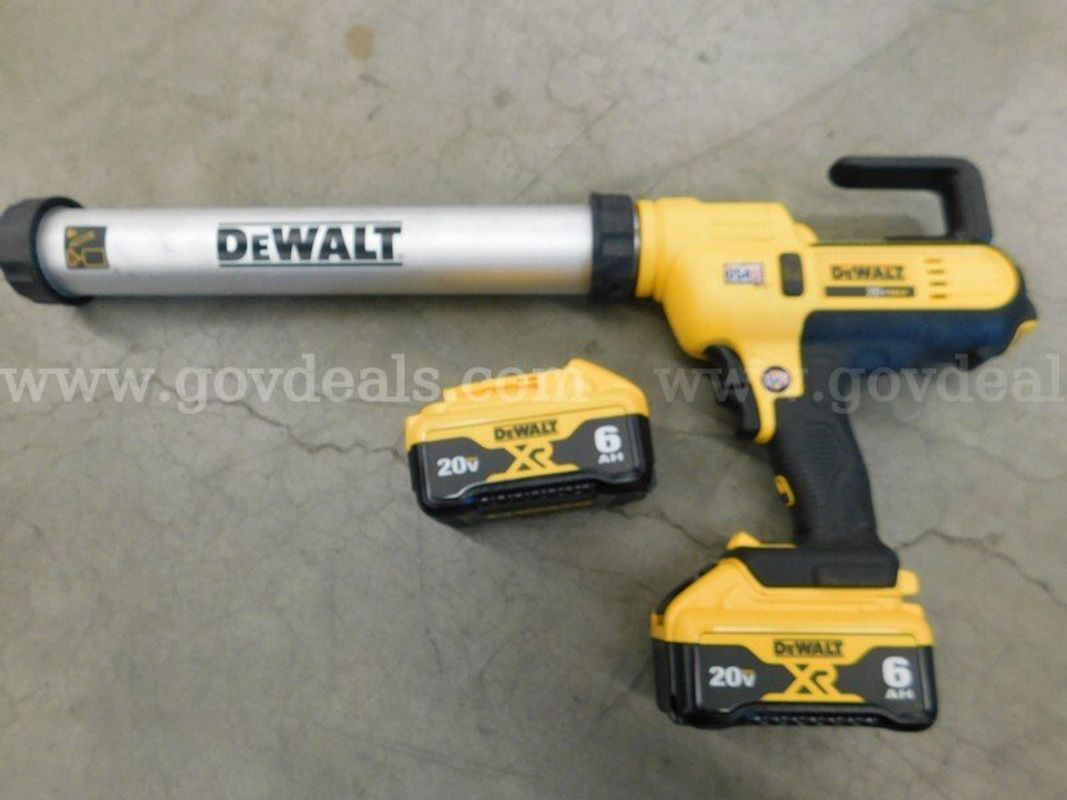 Dewalt Caulking Gun - B1