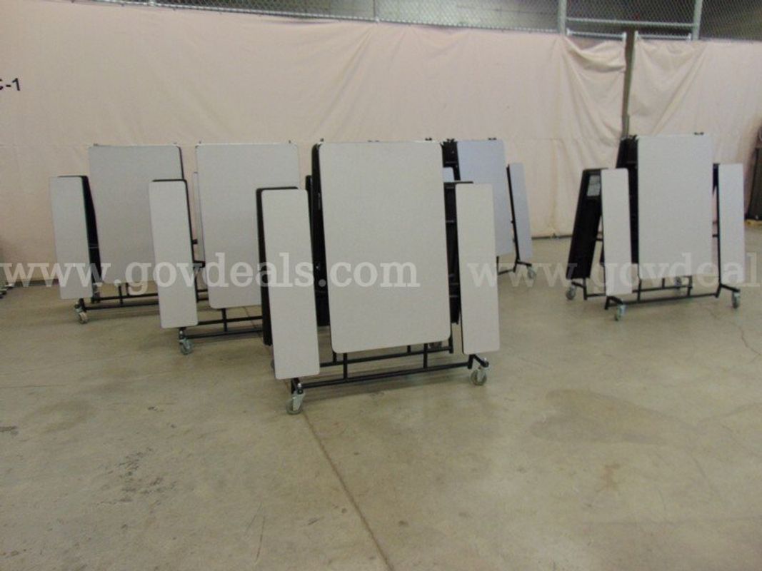 6 Cafeteria Tables - B5