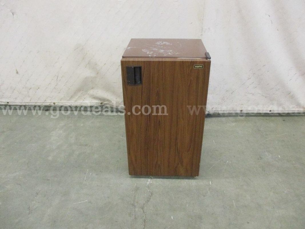 Mini Refrigerator - A6