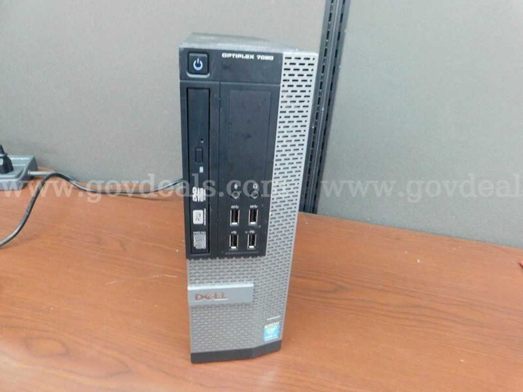Dell Optiplex Computer - A3