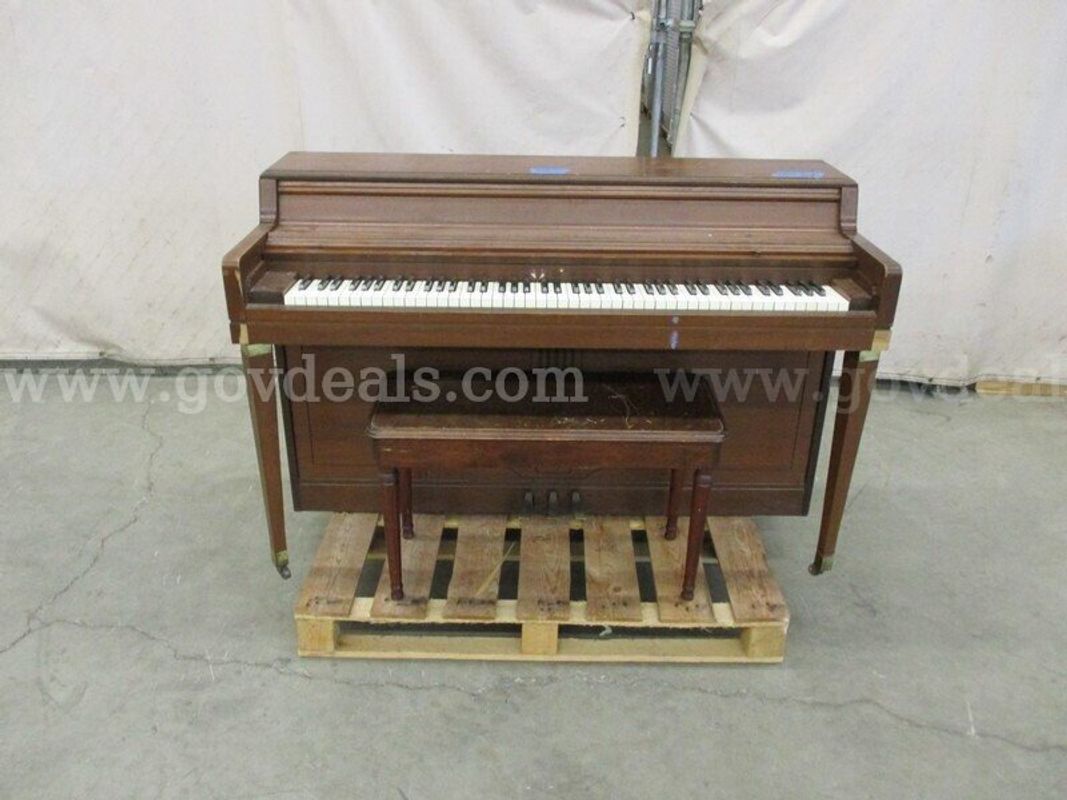 Wurlitzer Piano - C2