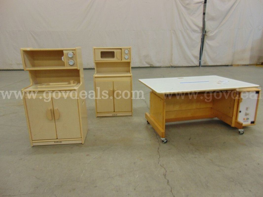 Children's Play Furniture - C5
