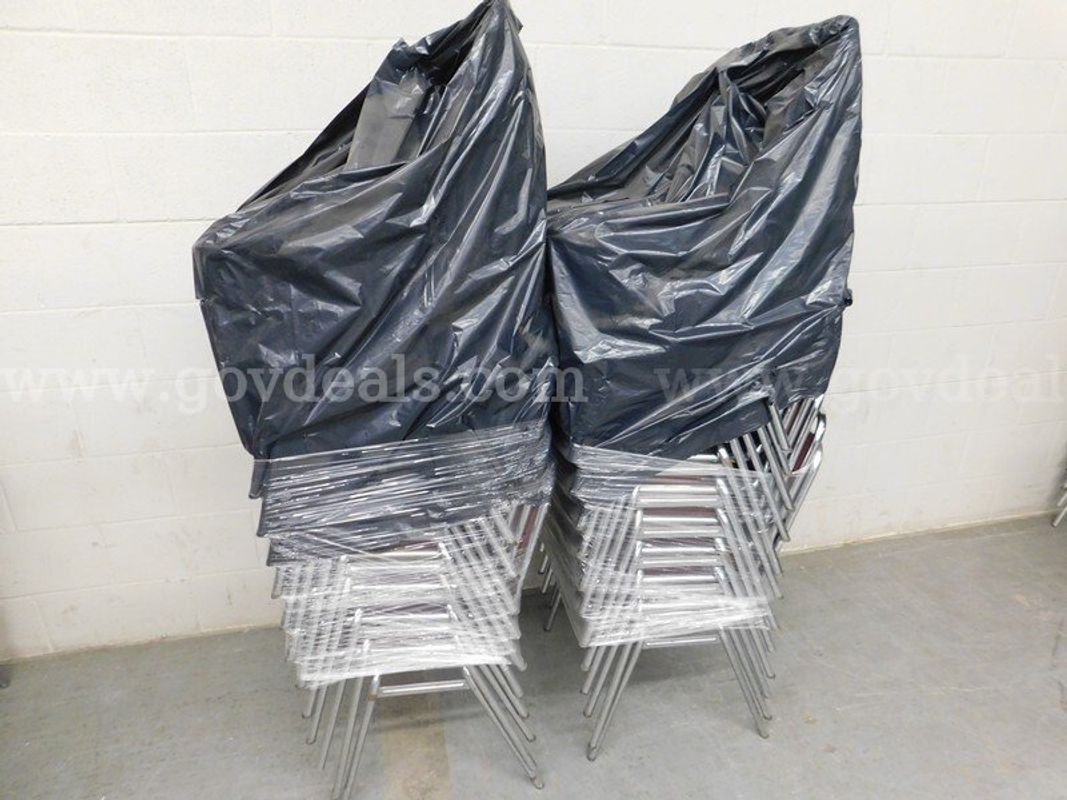 24 Banquet Stacking Chairs - B8