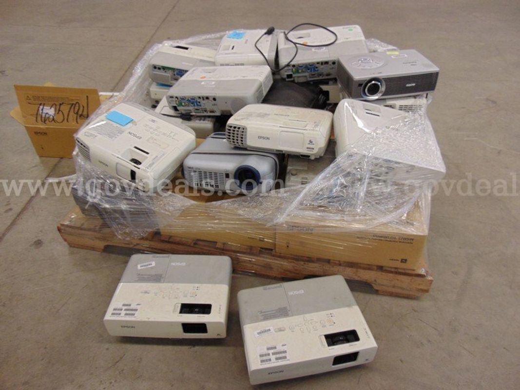Pallet of Projectors - C5