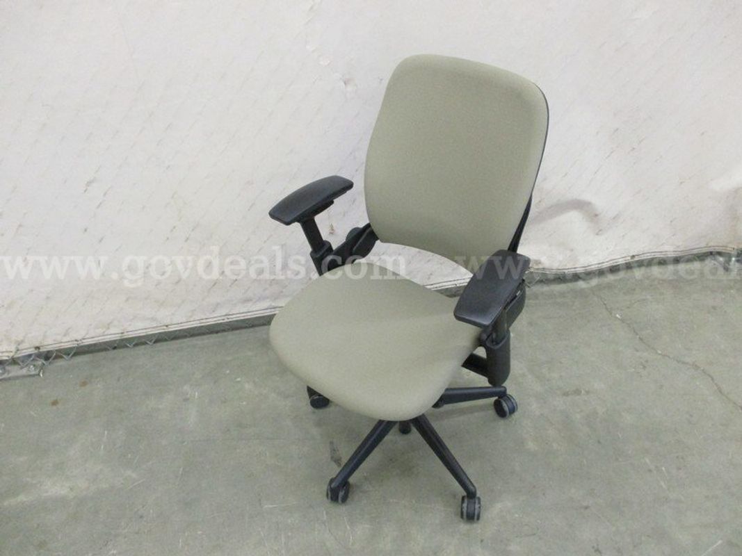 Chair - B3