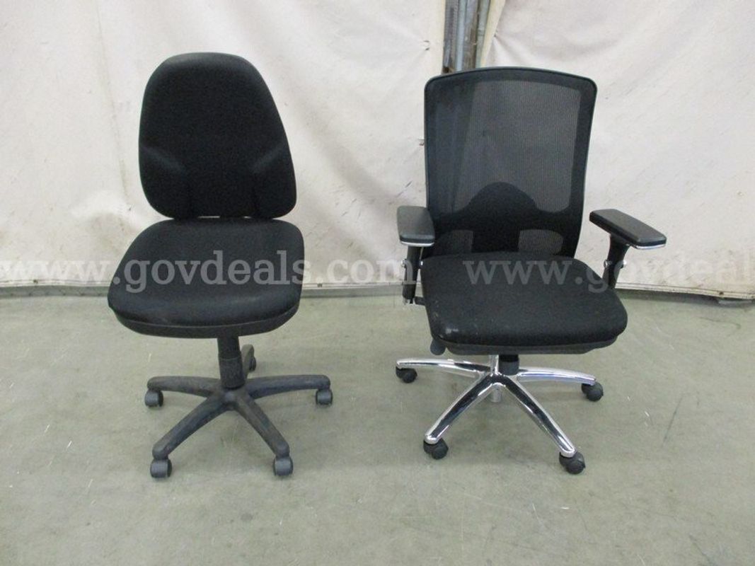 2 Chairs - B3