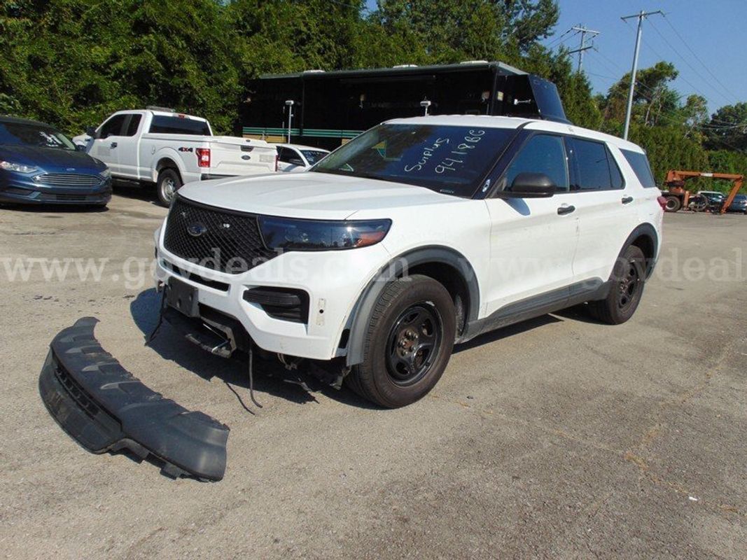 2023 Ford Explorer Hybrid AWD SUV - Surplus Lot