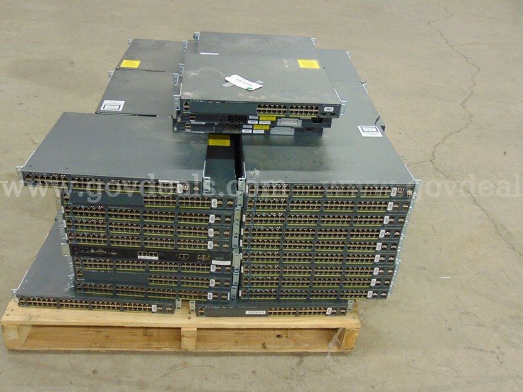 Pallet of Networking Equipment & Switches - C5