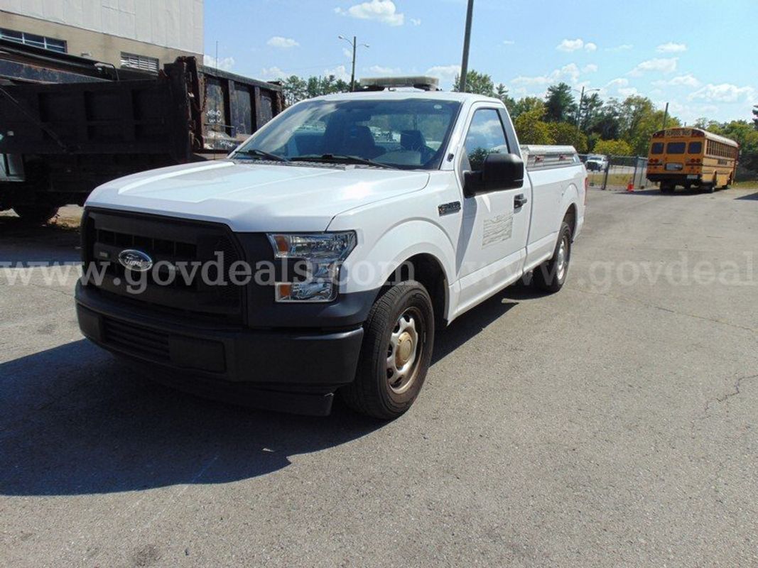 2017 Ford F-150 2 WD Pickup - Surplus Lot