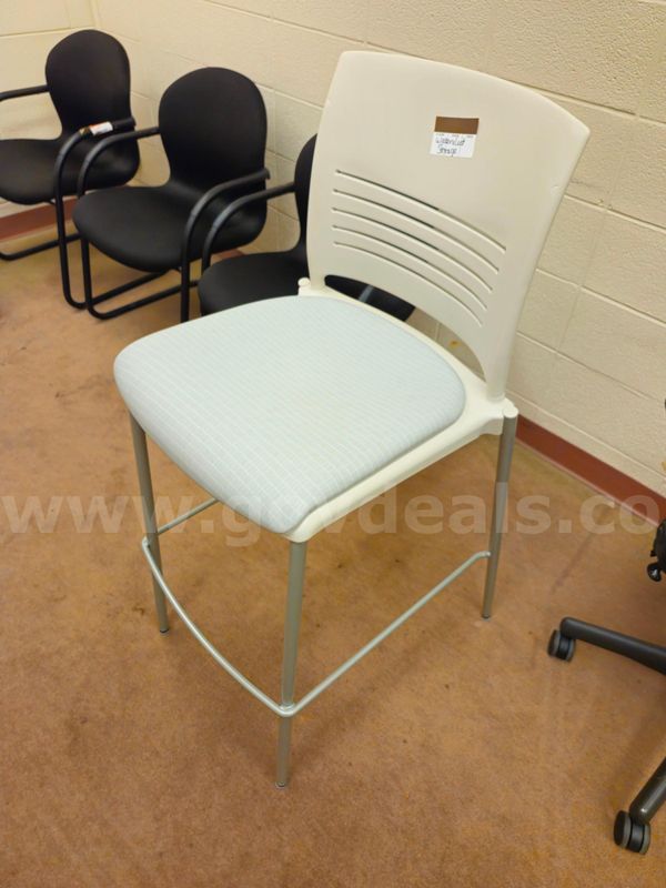 lot of (3) KI Strive Café Stool