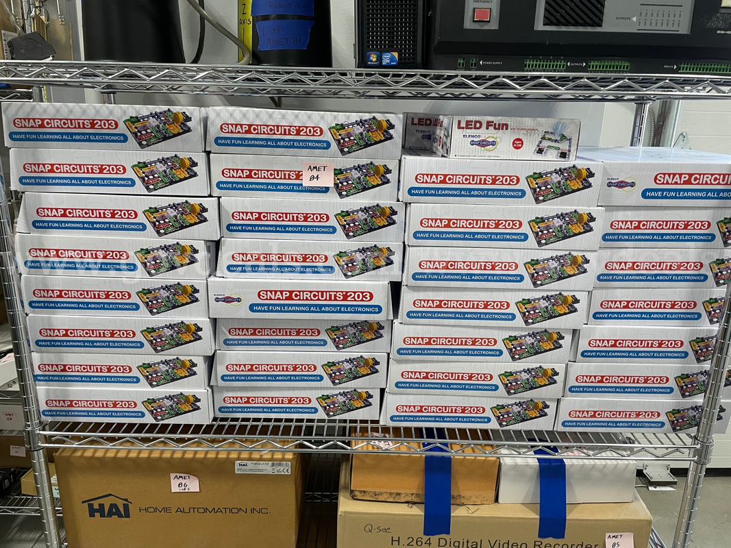 Lot of 32 Elenco Snap Circuits