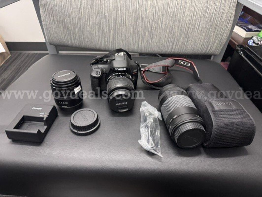 Canon EOS Rebel T6 Camera