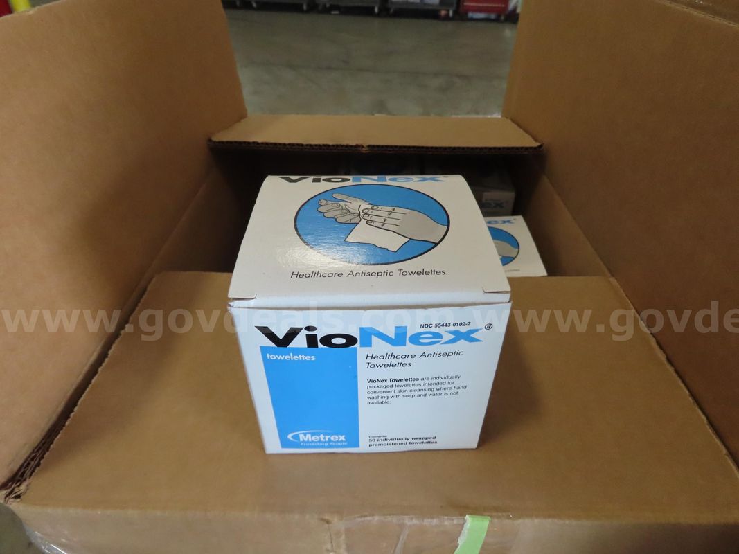 Antimicrobial/Antiseptic Wipes