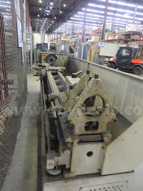 Do-All engine lathe. Model LS-17