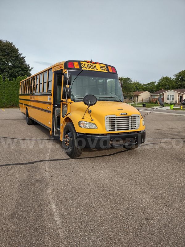 2013 Freightliner C2 Bus 77 Passenger
