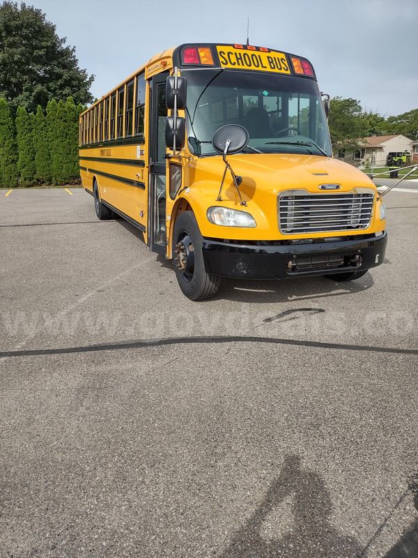 2013 Freightliner C2 Bus 77 Passenger