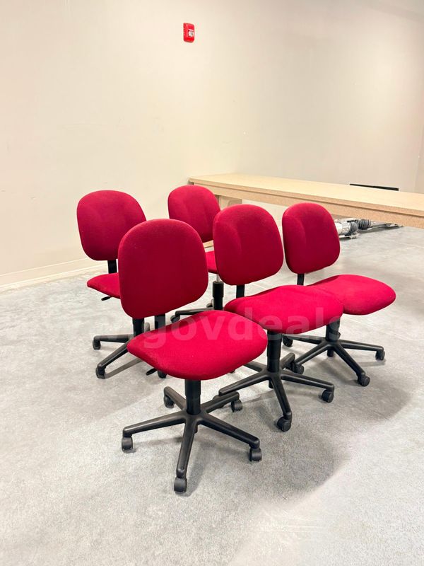 Set of 5 Red Rolling Office Chairs