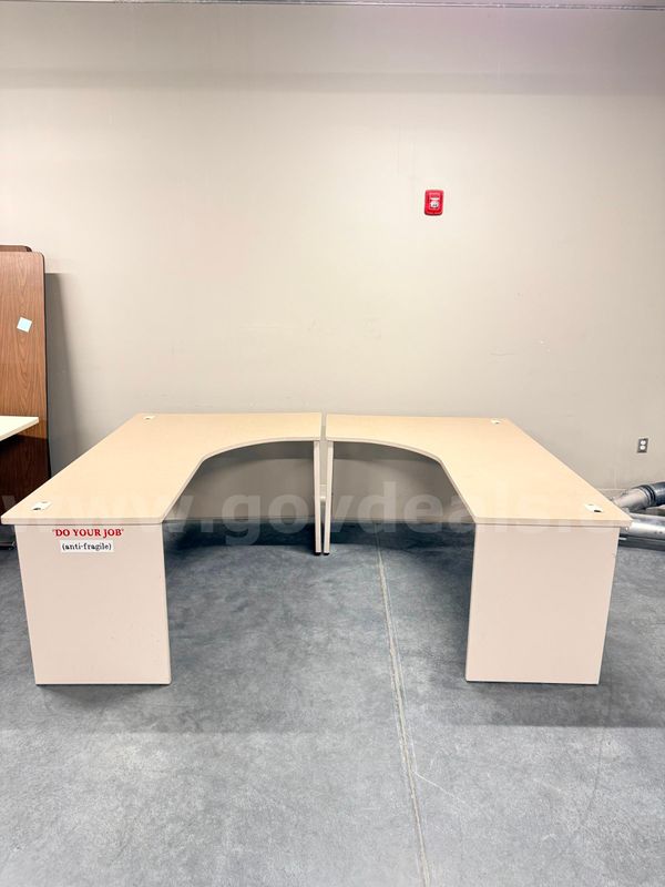 U- Shaped Desk
