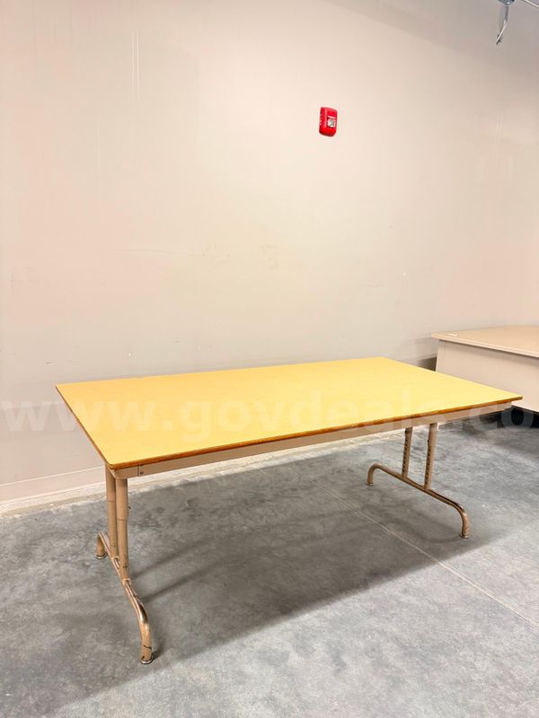 Set of 2 Adjustable Classroom Tables