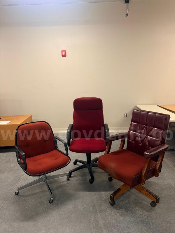 Set of 3 Red Rolling Office Chairs