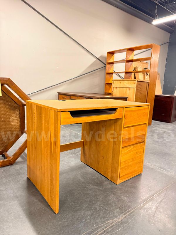 Small Office Desk
