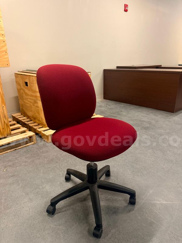 Set of 8 Red Rolling Office Chairs
