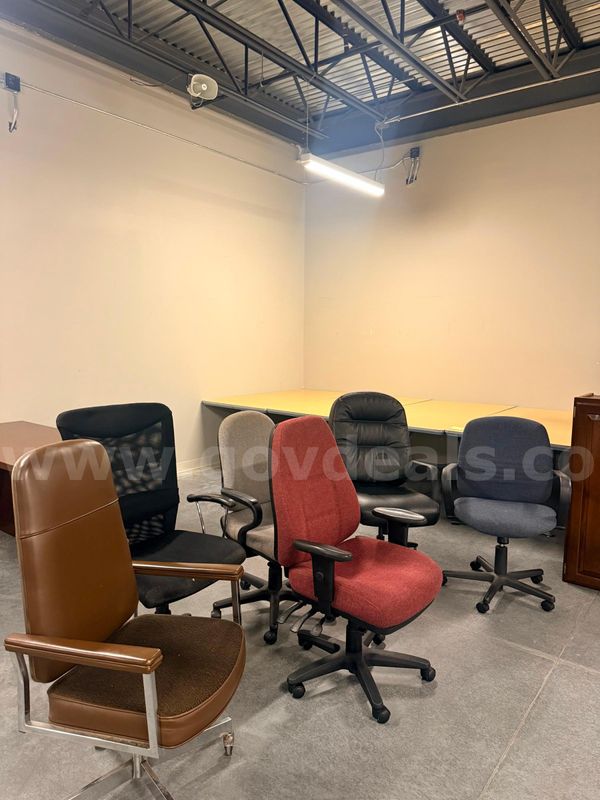 Set of 6 Misc. Rolling Office Chairs