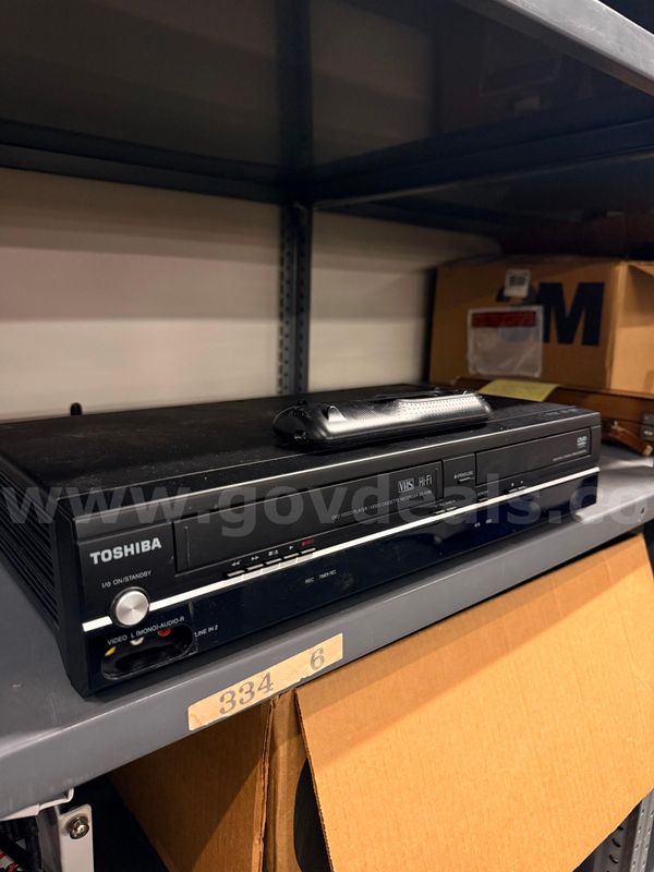 Toshiba DVD/VCR Combo Player