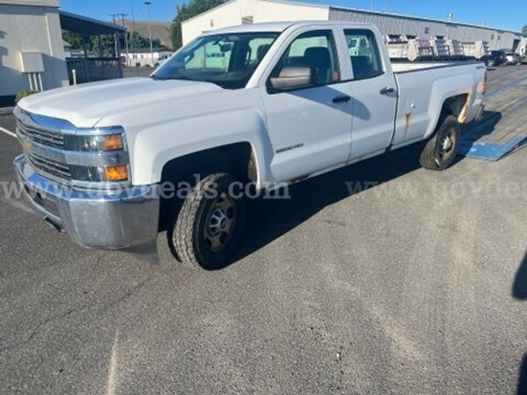 2017 Chevy 2500 4x4 (ID#12378) (26-1488) 405