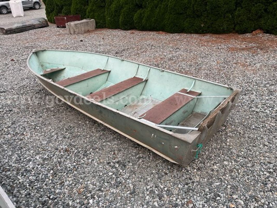 1972 Lund Boat 14' (ID#12477) (26-2369) 477