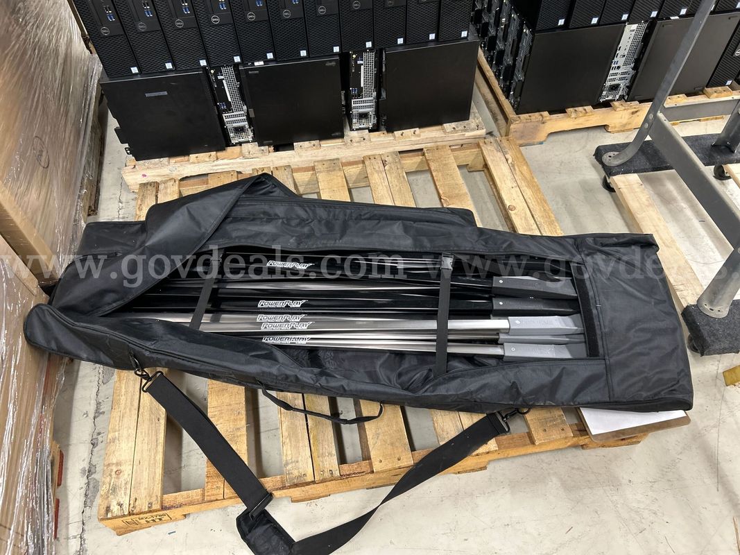 Hockey Sticks w/bag (ct.12) (ID #12500) (Off-Site) (26-2639-1) 676