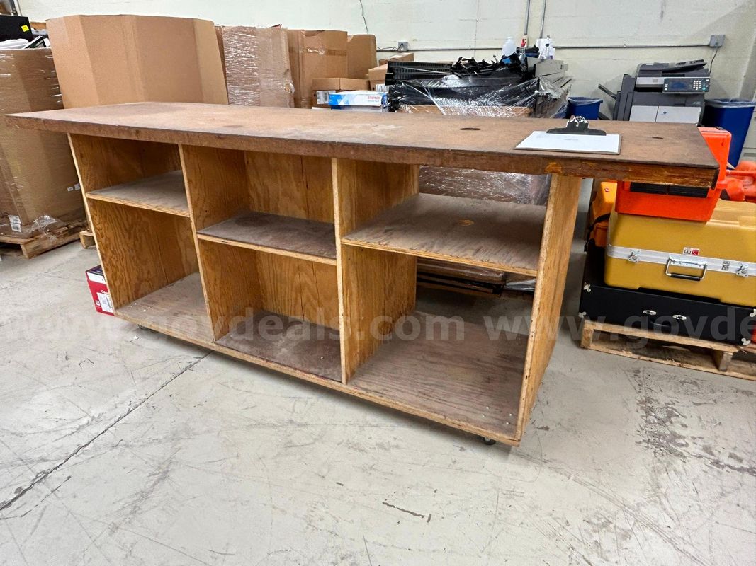 Workbench (ID #12507) (Off-Site) (26-2655-1) 676