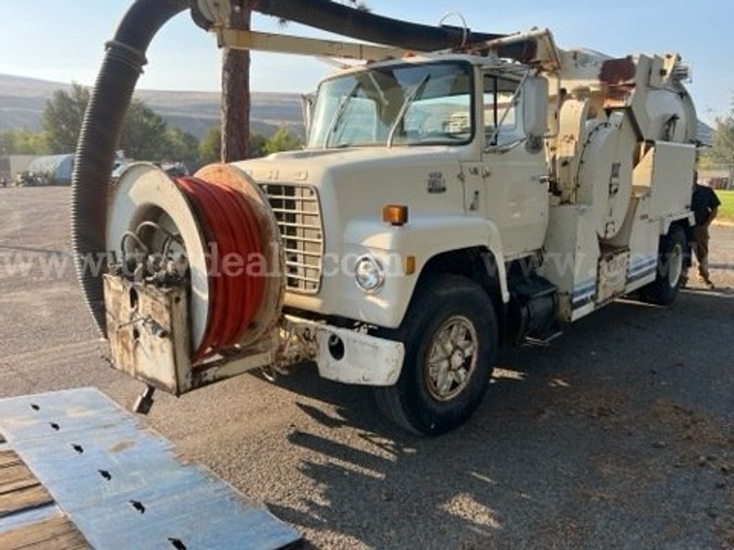 1980 Ford Vacuum Truck (ID#12516) (26-2762) 22406