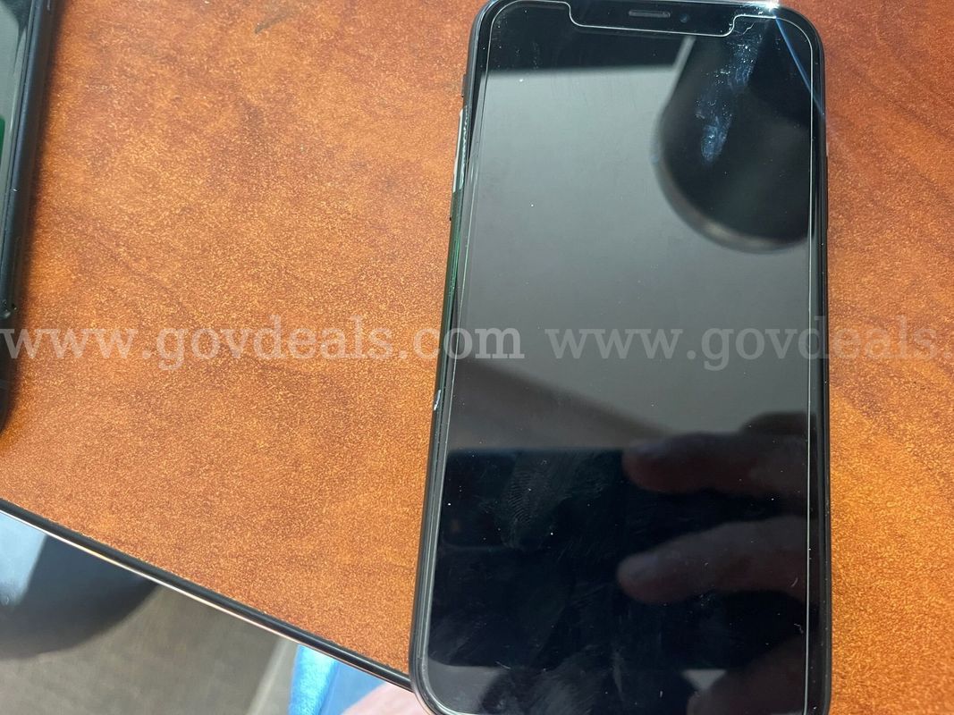 iPhone XR (ID #12528)