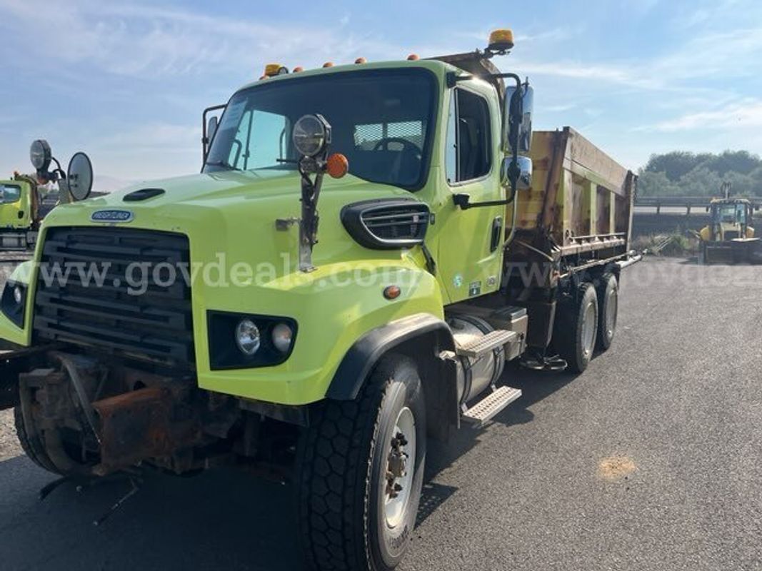 2016 Freightliner Dump Truck (ID#12547) (26-2391) 405