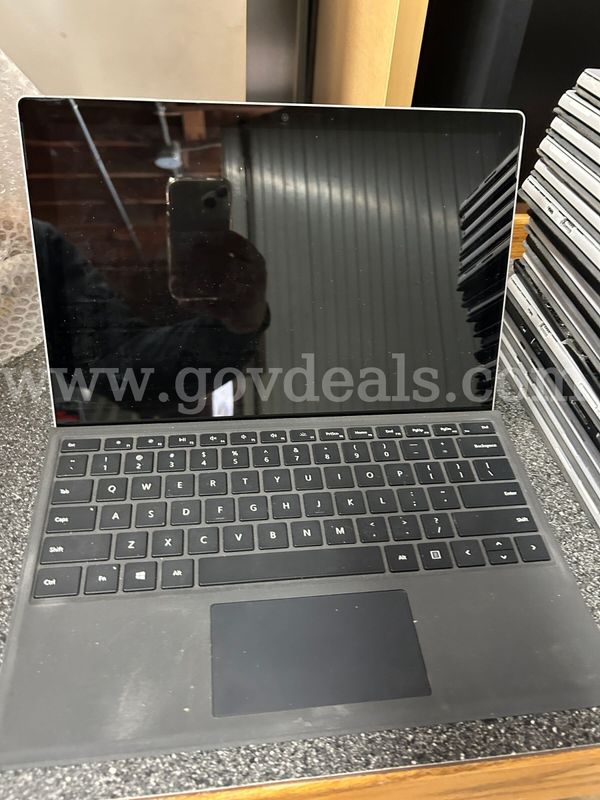 Microsoft Surface Pro (ct.16) (ID#12581) (26-1002-1) 495