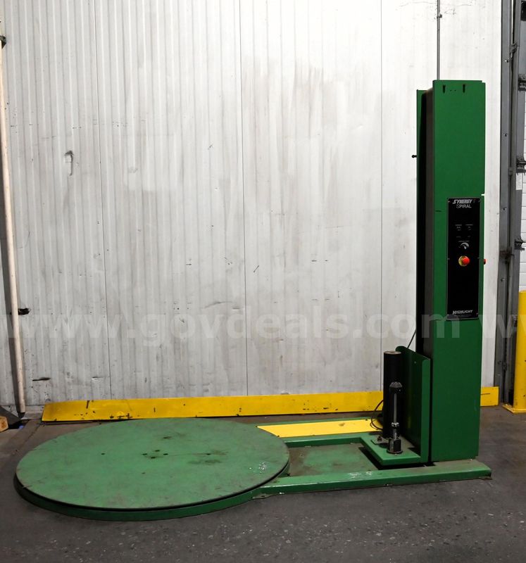 Highlight Industries Synergy 1 Semi-Automatic Stretch Wrap Machine