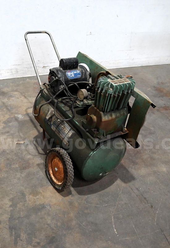 Sears 100 PSI Twin-Cylinder Utility Air Compressor Paint Sprayer