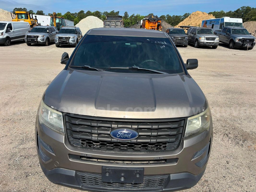 2016 Ford Explorer