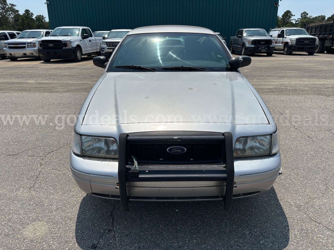 2011 Ford Crown Victoria
