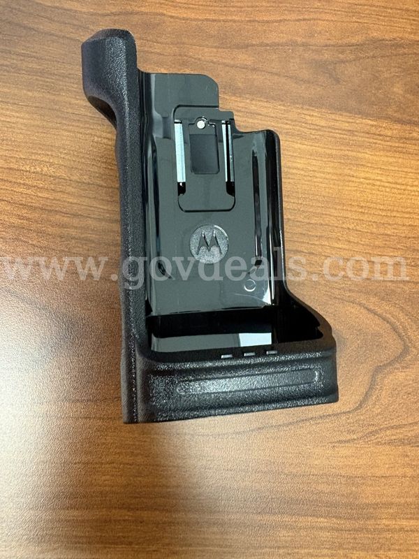Lot 1 of Motorola APX6000 holsters, antennas and swivel belt clips