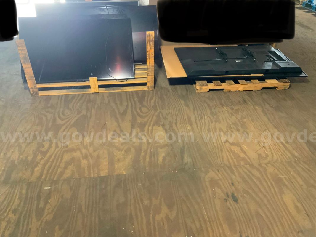 LOT OF 11 VARIOUS BRANDS OF TV’S.