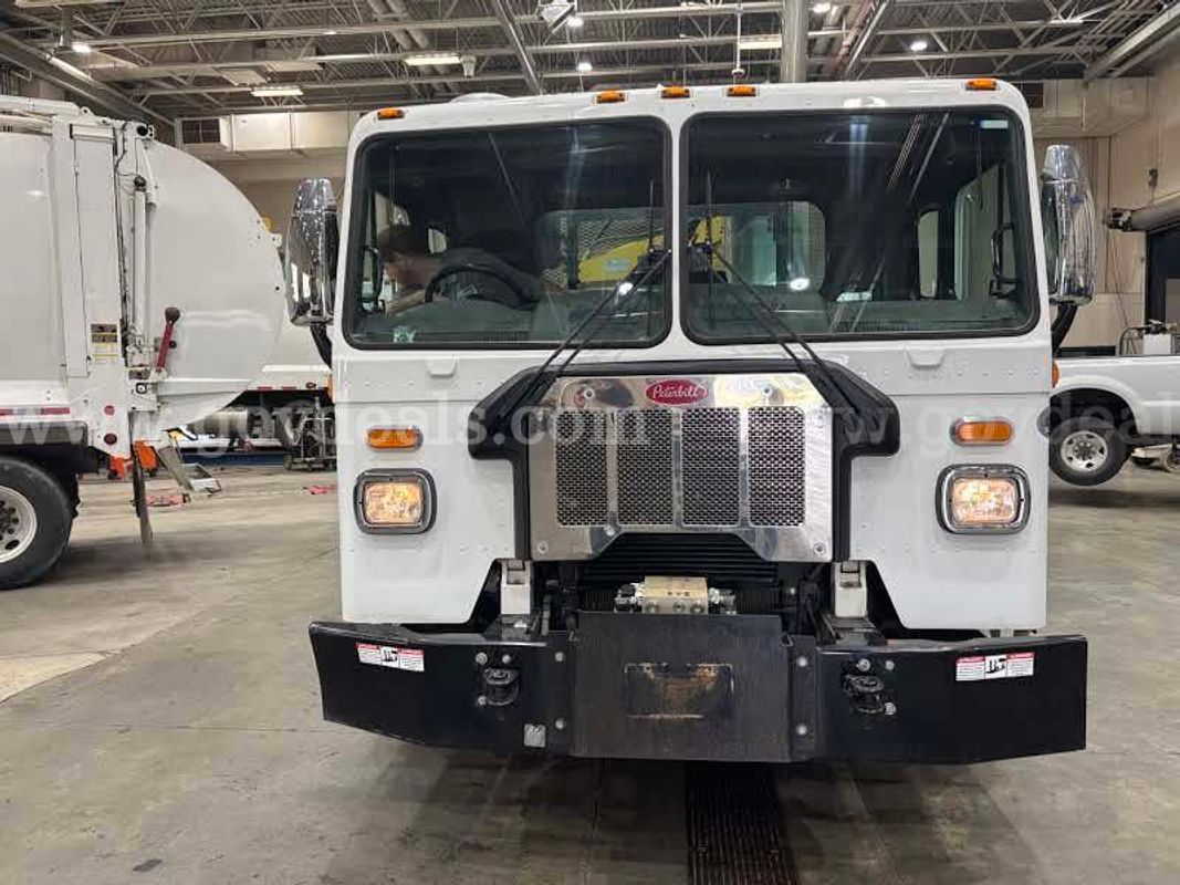 2018 Peterbilt 520