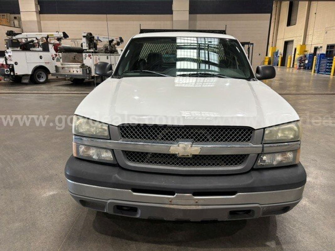 2005 Chevrolet Silverado 1500 Work Truck Long Bed 2WD