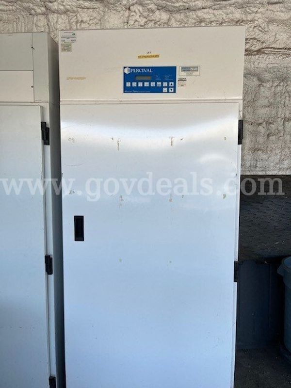 Percival Environmental Chamber