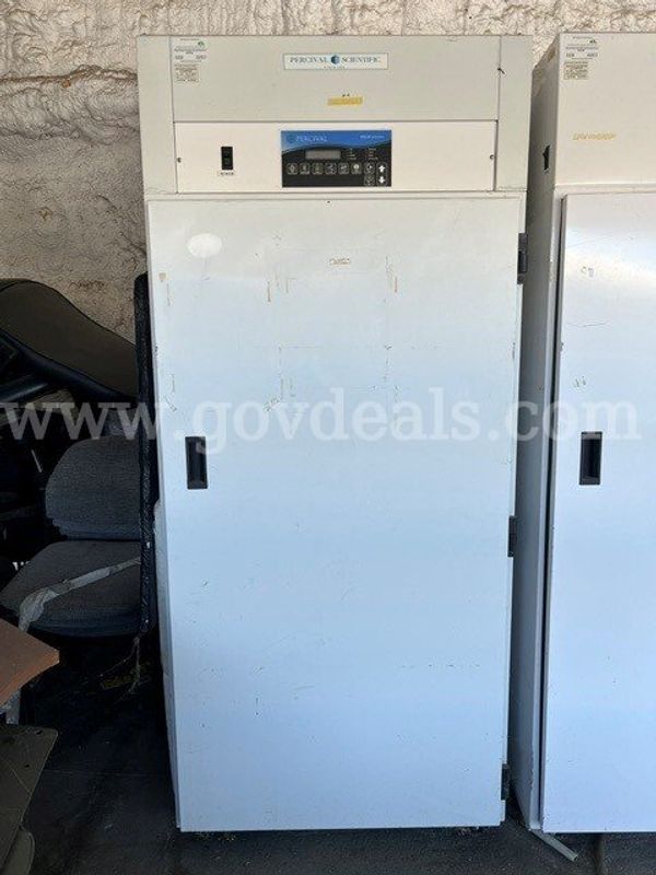 Percival Environmental Chamber