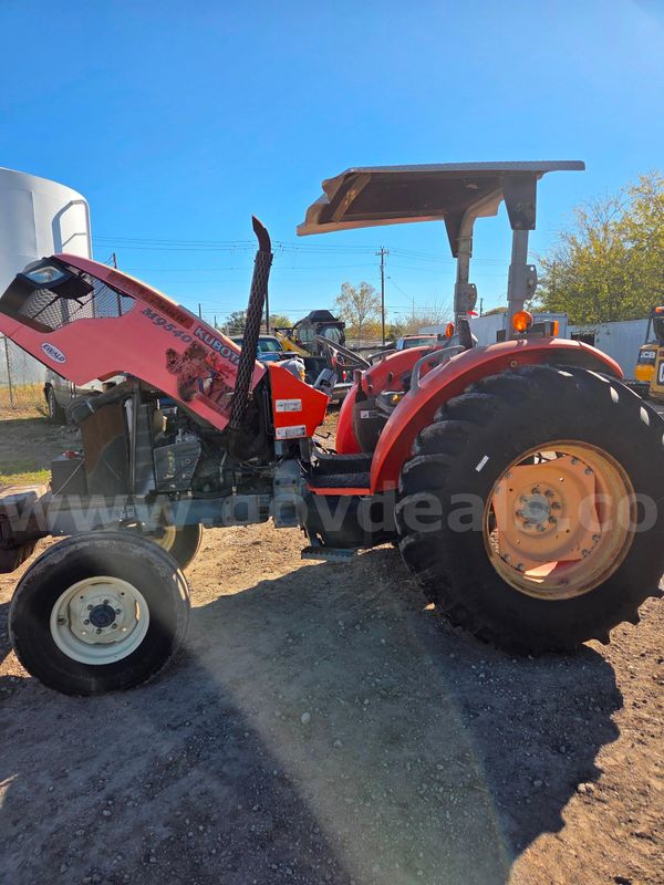 Kubota M9540 Tractor
