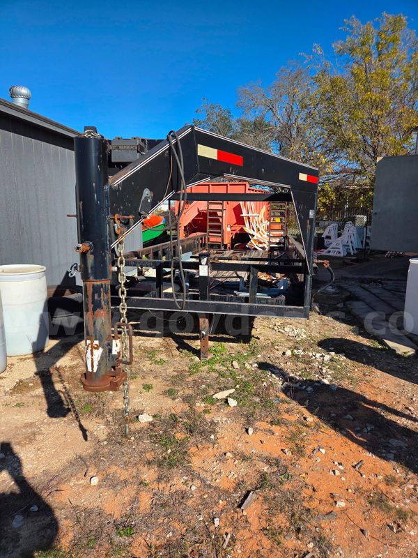 Elliott Trailer 20x7 Goose Neck