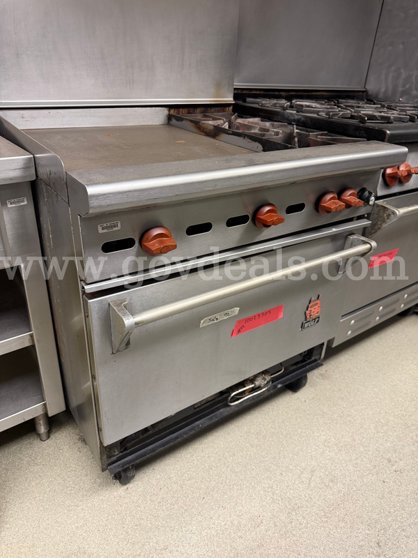 Commercial Oven with 2 Burner Range and Griddle