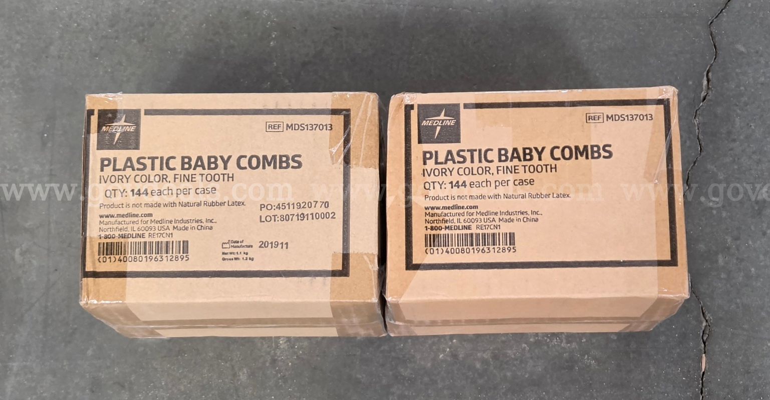 Lot of 2 Cases (288 Total) - Medline Plastic Baby Combs (Ivory, Fine Tooth)